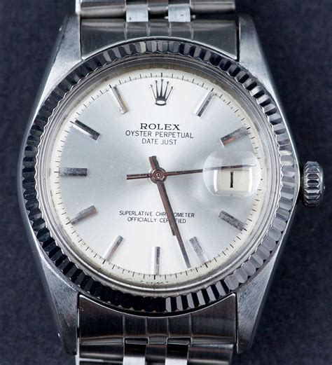 rolex oyster perpetual date superlative chronometer